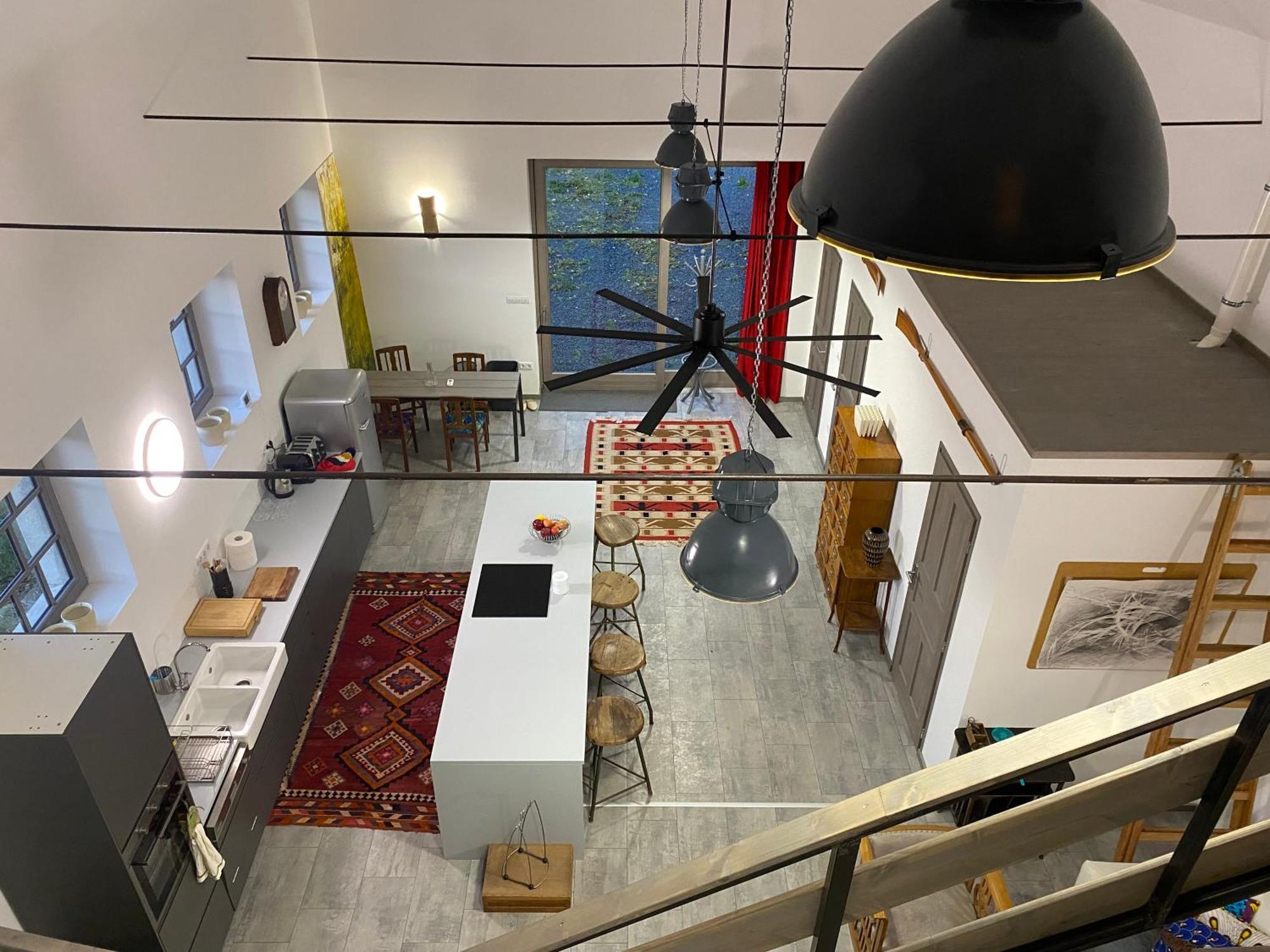 Loft *